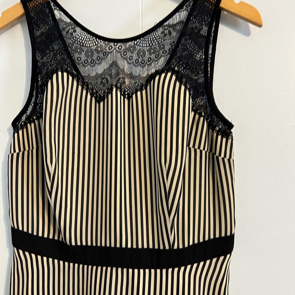 GUESS Striped Lace Trim Sleeveless Dress Black‎ Cream Womens Size 8 y2k - Picture 4 of 8